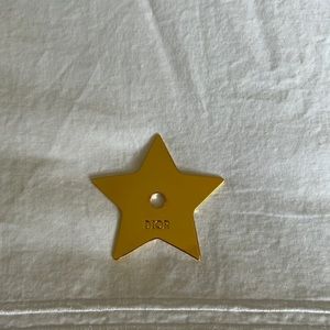 Dio VIP members star